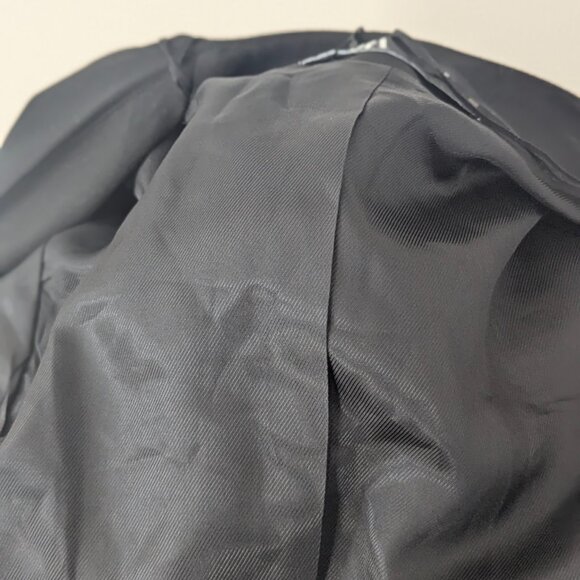 New with tags. Zara structured blazer. Black. Medium. - Picture 10 of 11